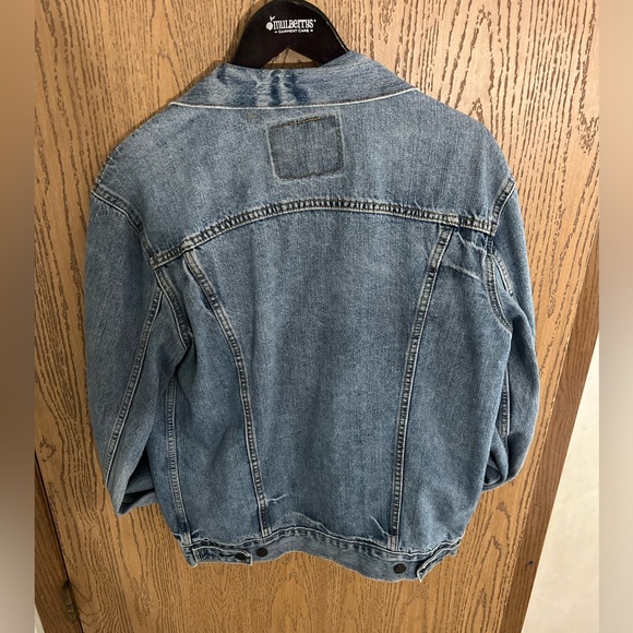 Blue Men’s Levi Jean jackets size medium #Levi #fall - Picture 2 of 3